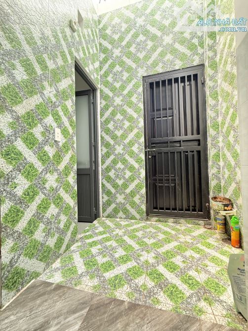 3Tỷ800__Nhà Xây Kiên Cố để ở, KDC Lê Phong Tân Bình__gần Ngã Tư Chiêu Liêu, ngã 6 An Phú - 5