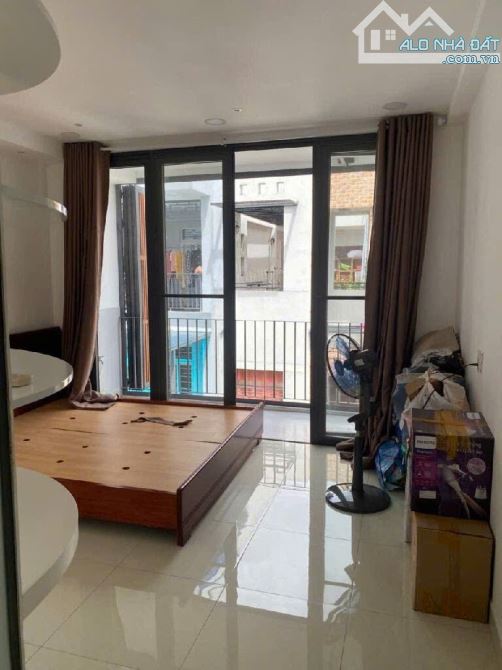 Bán nhà 4 tầng, Đường số 47, Quận 7. DT 60m2, full nội thất. Chỉ 11tỷ - 5