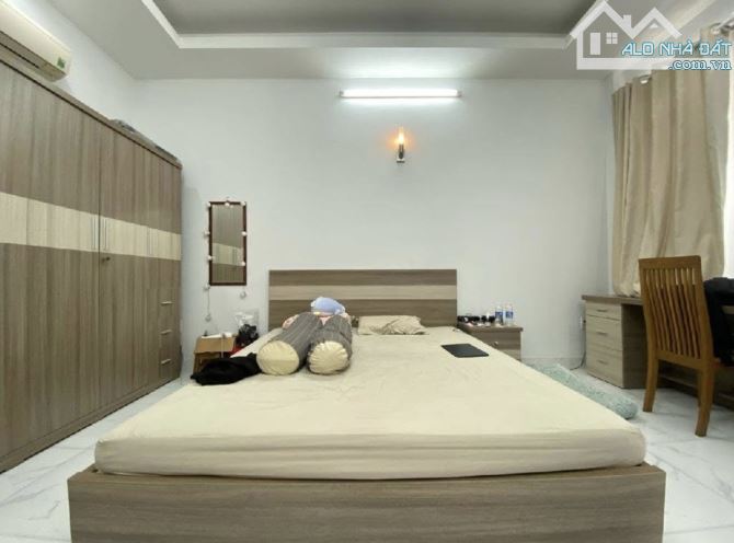 GẤP! BÁN NHÀ NGUYỄN TIỂU LA, PHƯỜNG 8, QUẬN 10. GIÁ 4TỶ960-60M2. CHO THUÊ 20TRIỆU. SỔ SẴN - 5