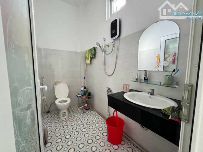 Bán Căn Nhà 2 Tầng , full Nội Thất gỗ , đường ô tô , Gần Đường 23/10 giá 3 tỷ 800 triệu - 5