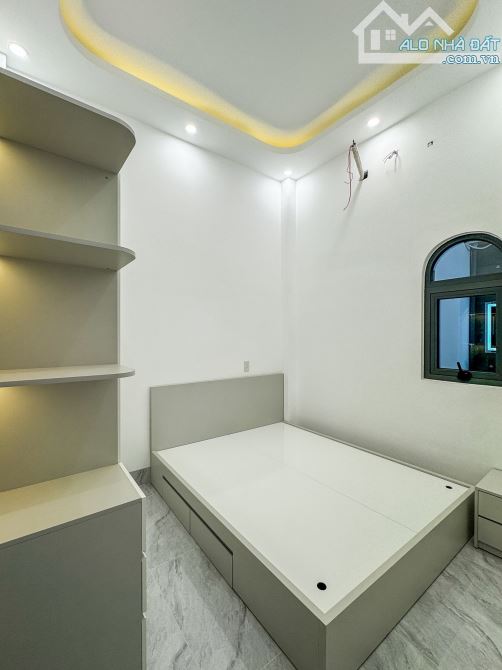 NHÀ TRỆT LẦU NGANG 4 DÀI 16 HẺM 311 NGUYÊN VĂN CỪ - CÓ PHÒNG NGỦ Ở TÂNG TRỆT - 5