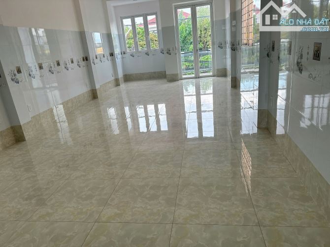 Cho thuê nhà 1 trệt 1 lầu mặt tiền Nguyễn Văn Tư,TP Bến Tre - 5
