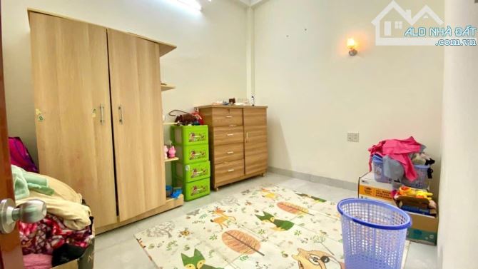Bán Nhà 3 Tầng Đường Nguyễn Phi Khanh, Hòn Xện, Nha Trang 68m2 Ngang 4 Giá 5.5tỷ - 5
