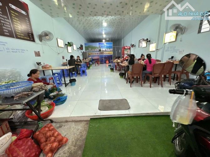 Bán nhà mặt tiền LÔ GÓC ngang 6.3m KD đỉnh làm SHOWROOM 169m2 gần Lê Văn Khương chỉ 12.2 t - 5