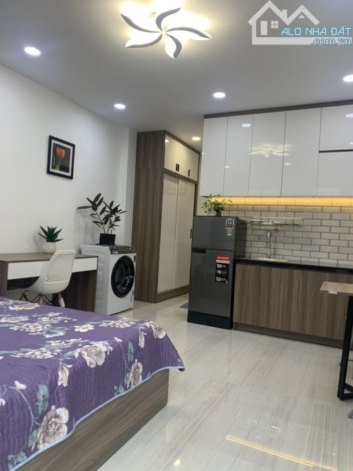 CĂN HỘ DỊCH VỤ FULL NỘI THẤT, CÓ MÁY GIẶT RIÊNG, CỬA SỔ LỚN, HẦN UEH, ĐẠI HỌC HOA SEN - 5