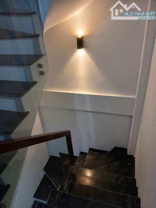 🔥 SIÊU PHẨM THẠCH BÀN! 46M², 5 TẦNG, GARA Ô TÔ, THANG MÁY – 11 TỶ! - 6