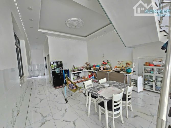 Nhà gần VinCom Dĩ An, phường Dĩ An, TP Dĩ An. 12,8 tỷ - 6