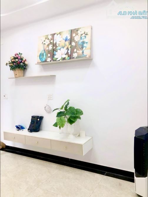 Chỉ 5.5 tỷ - HXH thông, nhà 4T Lũy Bán Bích Tân Phú - 4x11m. Gần Đầm Sen, ở ngay không sửa - 6