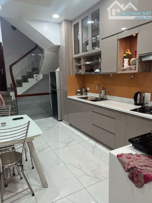 BÁN NHÀ MT MỚI SƯ VẠN HẠNH QUẬN 10, DÒNG T.IỀN TỐ.T GIÁ 15,9 TỶ - 6