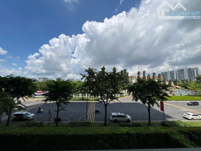 Siêu căn hộ góc, Duplex 350m2 Vista Verde - Orchid, 6PN 5WC, giá đầu tư - 6