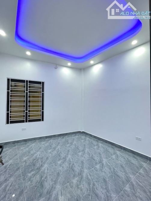 Nhà 4 tầng sân cổng độc lập ngõ nông phố Trần Nguyên Hãn - 7