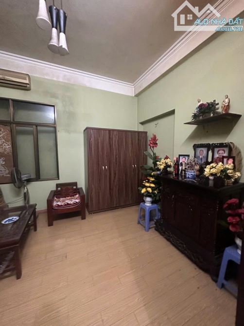ĐỐNG ĐA – 3 NHÀ RA MẶT PHỐ TĐT. DT 70mv – 5 Tầng – 5m Mặt Tiền. Giá Thương Lượng 17.9 Tỷ - 7