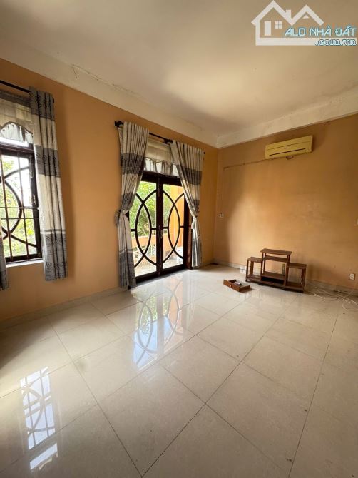 Bán 104m đất tặng nhà 3 tầng 2 mặt tiền đường Lê Văn Thứ trục thông biển ngay Chợ Mân Thái - 7