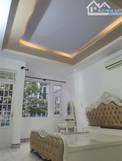 GẤP! BÁN NHÀ NGUYỄN TIỂU LA, PHƯỜNG 8, QUẬN 10. GIÁ 4TỶ960-60M2. CHO THUÊ 20TRIỆU. SỔ SẴN - 7