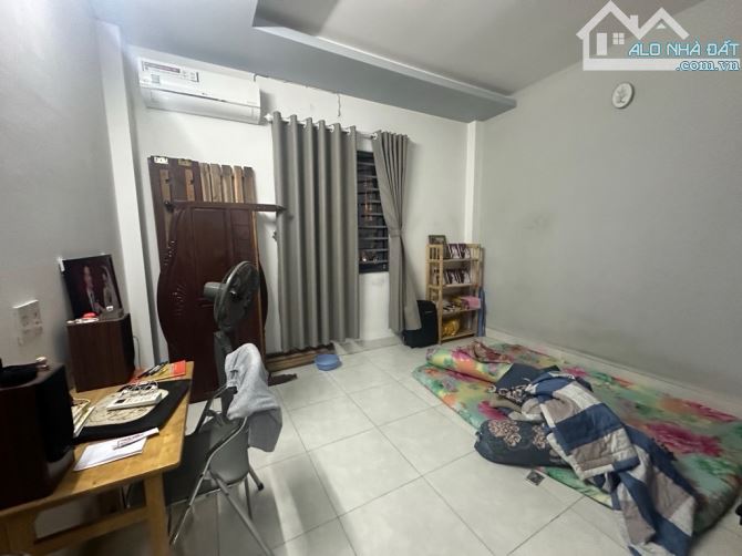 BÁN NHÀ CHÍNH CHỦ TRANG BÌA,HẺM TẢI TẬN NHÀ PHAN VĂN HỚN QUẬN 12, DT 60M² ( 4× 15), 3 TẦNG - 7