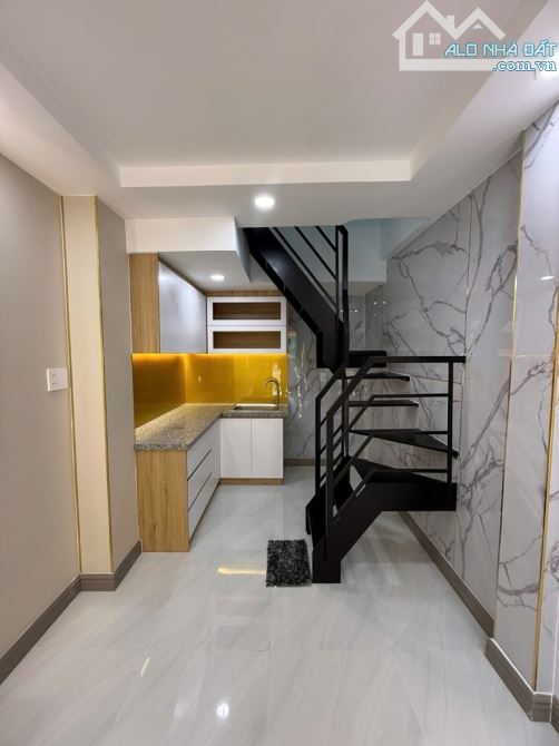 Hiếm,  Mặt tiền vừa ở vừa kinh doanh tại Đường số 2,p16– DT:20m² –  Giá chỉ 2,8 tỷ - 8
