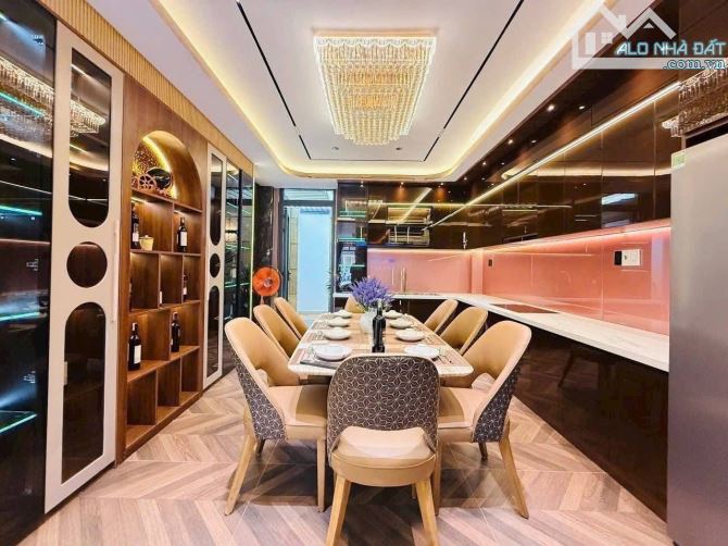 Siêu phẩm Luxury cực đẹp mặt tiền đường kinh doanh Hoàng Diệu,Phú Nhuận(105m2).Giá 5tỷ950. - 8