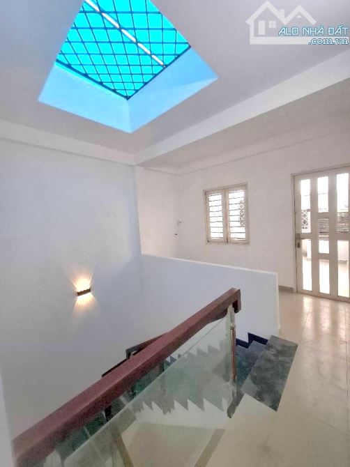 CHỈ HƠN 6 Tỷ - LÊ VĂN QUỚI -80M2 -4 TẦNG -4PN - SHR -  NỞ HẬU -GIÁP TÂN PHÚ - 8