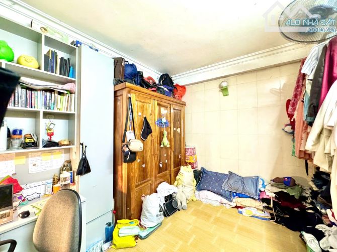 20M RA MẶT ĐƯỜNG ĐẠI LA - MINH KHAI - HAI BÀ TRƯNG - 4 TẦNG 1 TUM - 3 NGỦ - NHỈNH 4 TỶ - 8