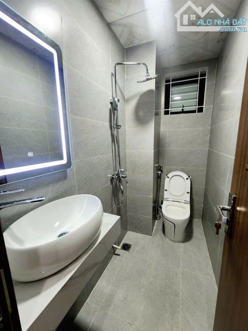 BÁN GẤP CHUNG CƯ CAO CẤP CT2 BẮC LINH ĐÀM, HOÀNG MAI. 90M2 – 3PN. 5,15 TỶ - 8