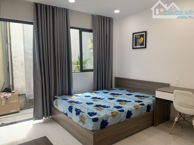 CĂN HỘ DỊCH VỤ FULL NỘI THẤT, CÓ MÁY GIẶT RIÊNG, CỬA SỔ LỚN, HẦN UEH, ĐẠI HỌC HOA SEN - 8