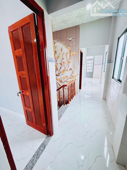 Nhà Ngộp 1 Lầu 5 x 20m Ngay Vòng Xoay Tân Kim 4PN 2WC Sổ Hồng Riêng Hỗ Trợ Bank - 9