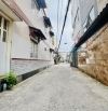 Bán nhà hẻm xe hơi Tân Quý – Tân Phú 106m²,3 tầng kiên cố, an ninh sổ riêng, nhỉnh 6 tỷ