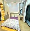 Đường Láng dt 45 m, 4 tầng, 3 ngủ khép kín, vuông vắn, ngõ 3,5 m, 20 m ra mặt phố Láng,
