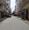 BÁN NHÀ XUÂN LA 60m2. 2 THOÁNG, 2 Ô TÔ TRÁNH TRÁNH ĐỖ TRƯỚC NHÀ - GARA Ô TÔ
