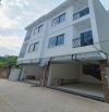BÁN GẤP NHÀ 3 tầng ô tô vào nhà, Sát Đại lộ Thăng Long VÀO Ở NGAY giá tốt nhất khu vực!