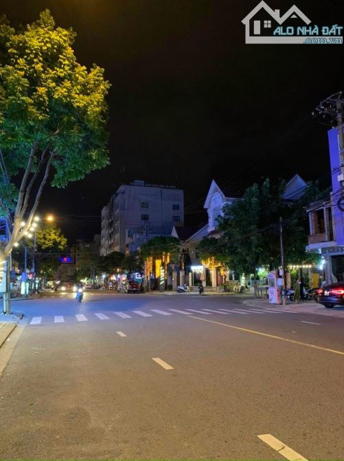 🔴 Đất Góc 2 MT Khúc Hạo & Trần Thánh Tông : DT 155m