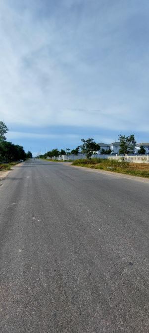 Đất Biển Cửa Việt Quảng Trị mặt tiền Nguyễn Hữu Thọ giá thương lượng