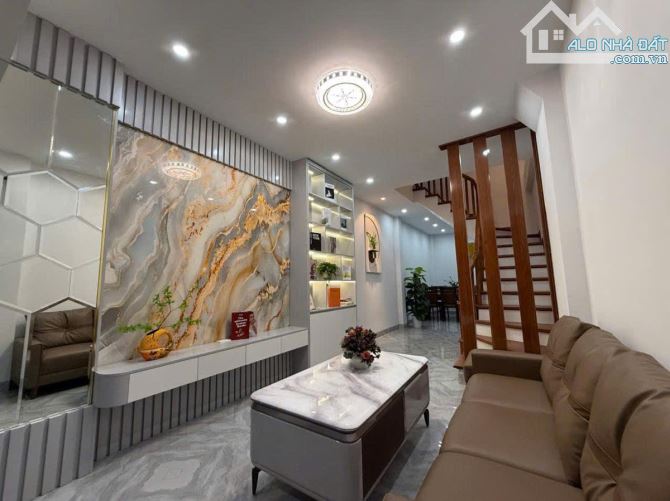 NHÀ LIÊN MẠC - LÔ GÓC ĐƠN LẬP - Ô TÔ ĐỖ CỬA  - DT: 36M2, 4 TẦNG, MT 3.5M - 6,3 TỶ - 1