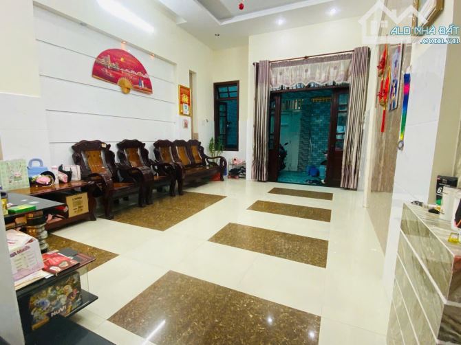 🌈 NHÀ 3 TẦNG DT KHỦNG ĐINH TIÊN HOÀNG, HẢI CHÂU 💰 Giá chỉ: 5 tỷ x nhỏ xinh