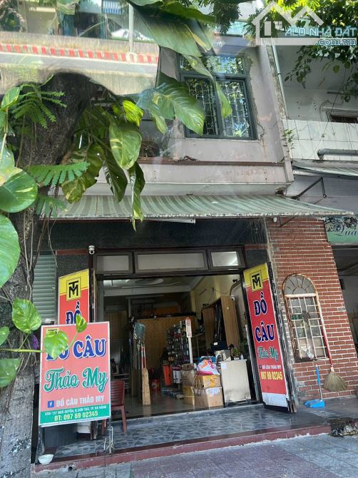 Bán nhà 2 tầng Ngô Quyền gần chợ chiều,