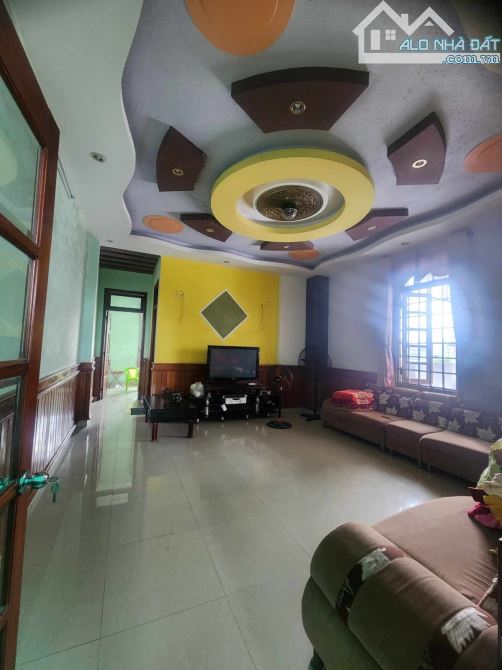 Bán Nhà Mặt Tiền Dũng Sĩ Thanh Khê – Ngang 6.5m – Gần Biển – 8.9 Tỷ - TKE011