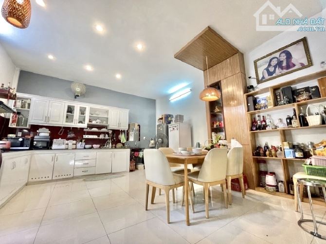 💚BIỆT THỰ LÔ GÓC 3 TẦNG TRUNG TÂM HẢI CHÂU - GIÁ CHỈ NHỈNH 12 TỶ💚