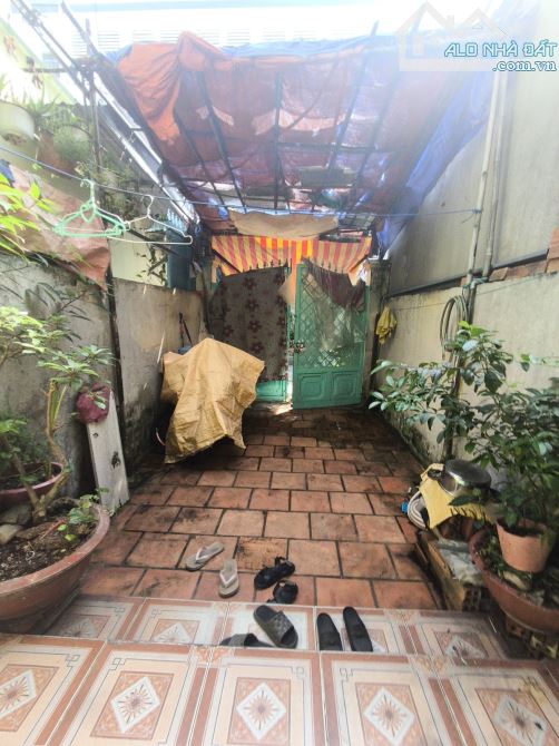 Bán nhà mặt tiền gần Hoàng Tăng Bí – Trung Mỹ Tây, ngay chợ Quận 12 – Vị trí kinh doanh sầ