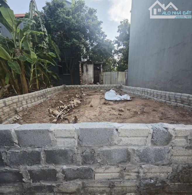 Bán đất Vạn Phúc, Thanh Trì, 55m2, đường thông ô tô, xe tải vào đất, giá 3,5 tỷ