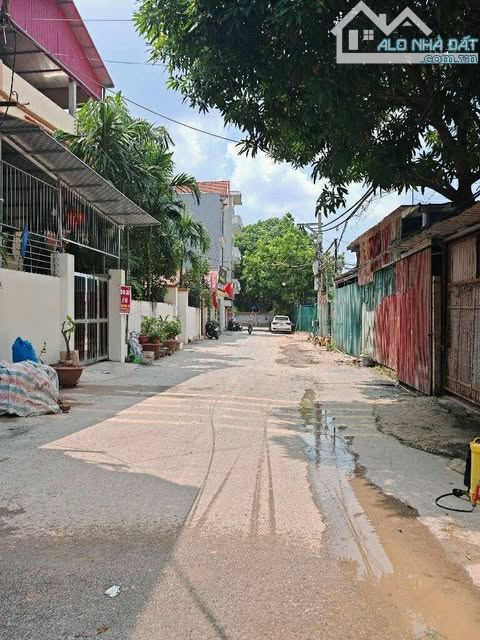 MẶT NGÕ Ô TÔ TRÁNH - KINH DOANH NHỎ - VIEW CÔNG VIÊN TƯƠNG LAI GIÓ LỘNG THOÁNG MÁT - XÂY