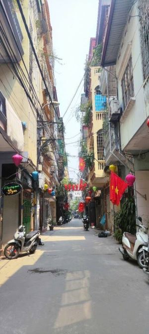 MẶT PHỐ Ô TÔ TRÁNH – BÁN ĐẤT TẶNG NHÀ – SỔ ĐỎ CÔNG CHỨNG LUÔN