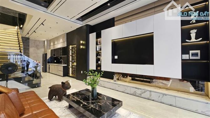 Bán nhà đẹp 4 tầng phường Phú Mỹ (cách Phú Mỹ Hưng 3 phút); 4x16m; xem nhà thích ngay