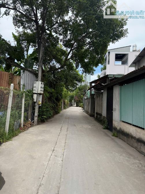 Đất Trung Tâm Lái Thiêu, Thuận An (Cách Chợ Lái Thiêu 500m) Đường 4m thông