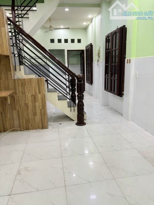 BÁN NHÀ -TÂN HÓA - HẺM RỘNG ĐẸP THÔNG - 2 -TẦNG BTCT 4X11M² NHỈNH 5 TỈ