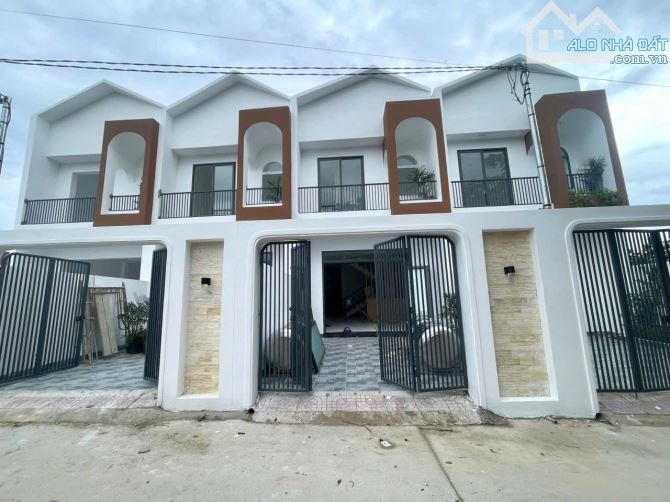 BÁN NHÀ 1 TRỆT 1 LẦU - NGAY TRUNG TÂM HÀNH CHÍNH THẠNH PHÚ, ĐỒNG NAI