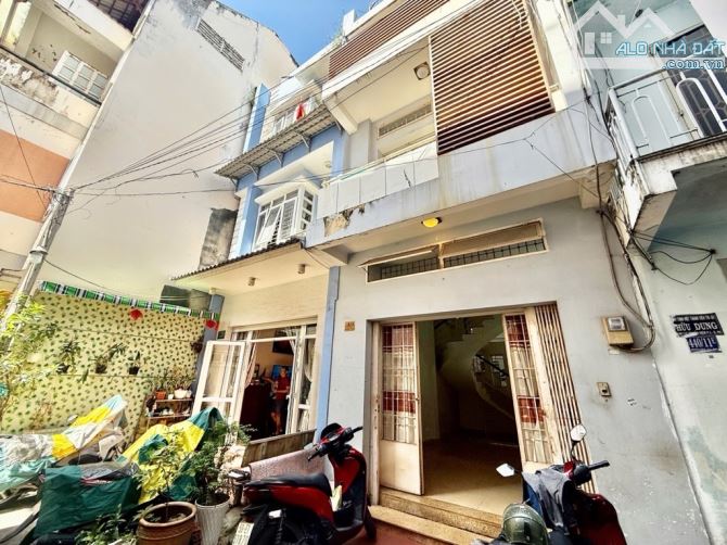 🌹NGUYỄN KiỆM, 75M2, 3 TẦNG, 6 PHÒNG NGỦ, 4 WC.GIÁ: 8,55 TỶ🌹