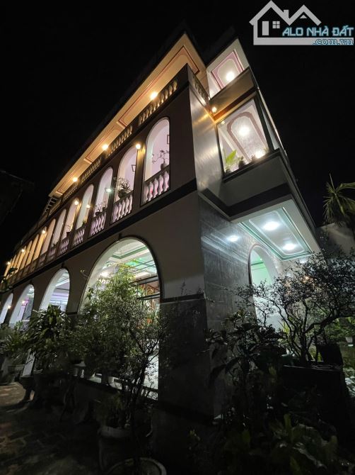 Bán nhà 375m2 (15x25) và đất nông nghiệp liền kề sau nhà  1000m2 (15x67) giá 7,5 tỷ