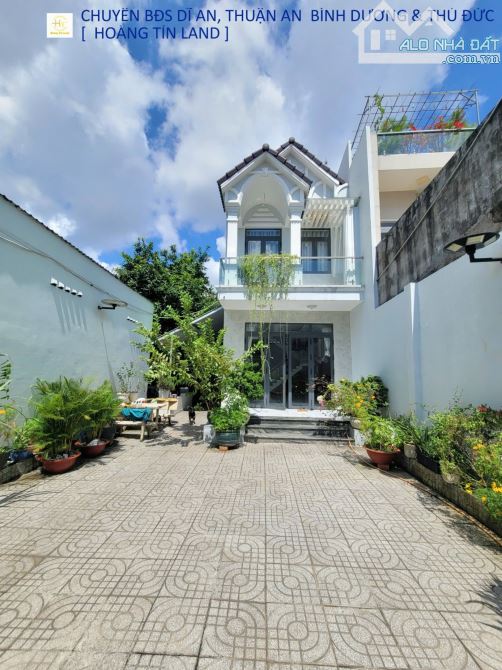 nhà biệt thự 12ty8 TL 267,6m2 1 trệt 1 lầu MT đường Nguyễn Đức Thiệu p.Dĩ An Tp.Dĩ An