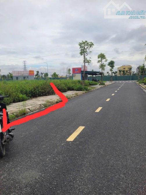 Giảm sốc 500 triệu anh trai cần bán 105m đất đấu giá cạnh viện Nhi Hà Nội , Đại HọPhenikaa