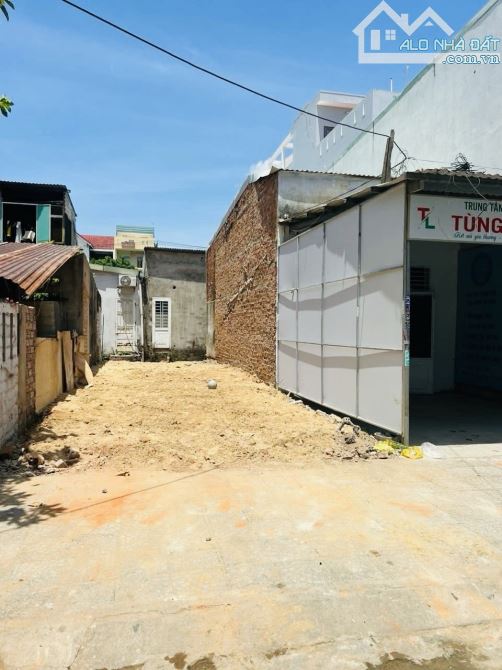 LÔ ĐẤT CÒN SÓT LẠI ĐƯỜNG AN THƯỢNG 15 SÁT BIỂN MỸ KHÊ CHỈ NHỈNH 8 TỶ